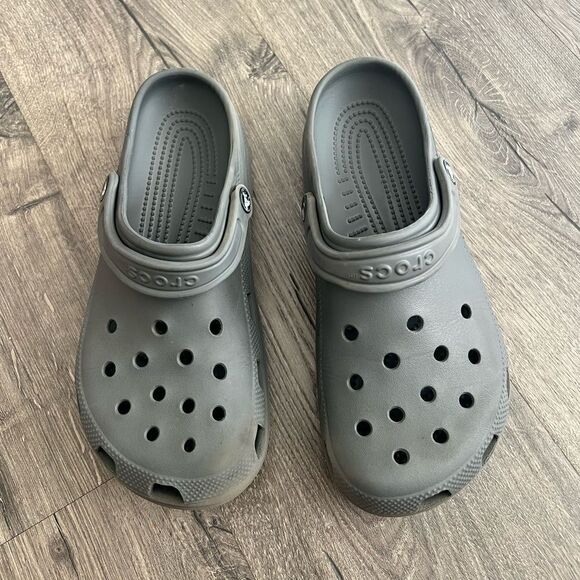 Crocs Adult shoes - Picture 1 of 7